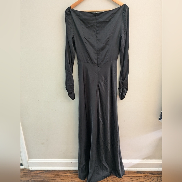 Keepsake Own It Black Satin Gown Size M - Picture 8 of 10